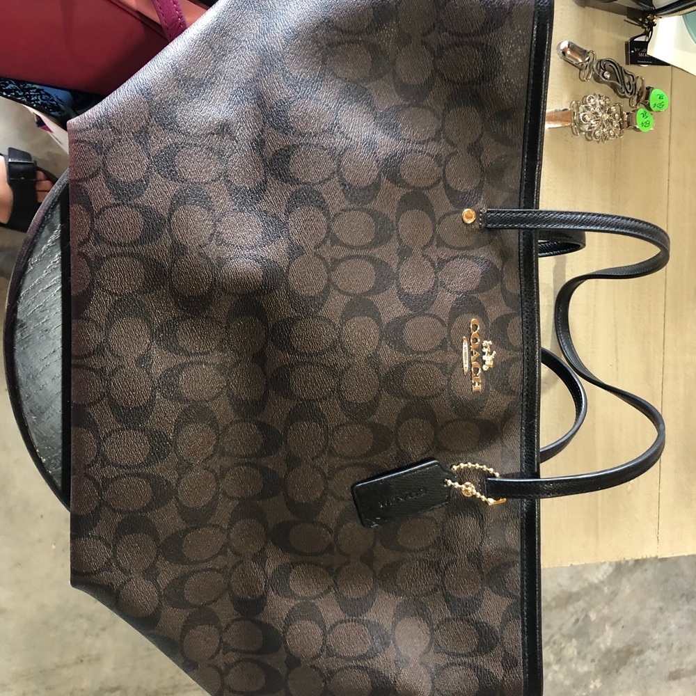 Coach purse hardly used